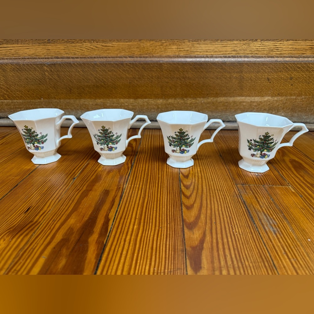 Nikko Classic Collection Christmas Tree Dinnerware Set - Picture 6 of 9